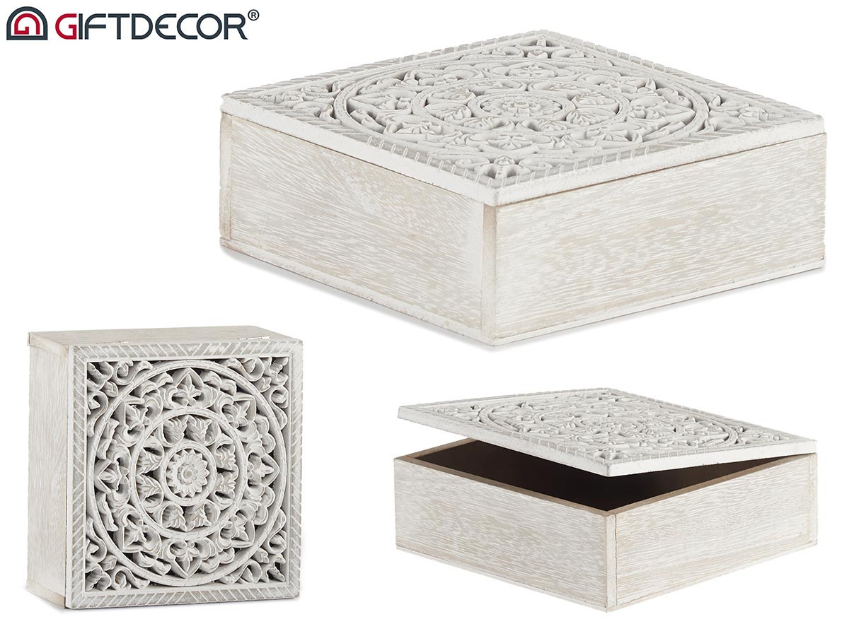 Caixa quadrada perfurada branca em madeira