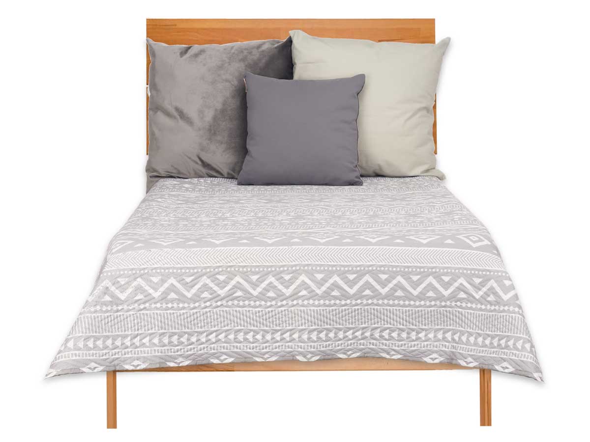 240x260 ethnic reversible bedspread - Image 2