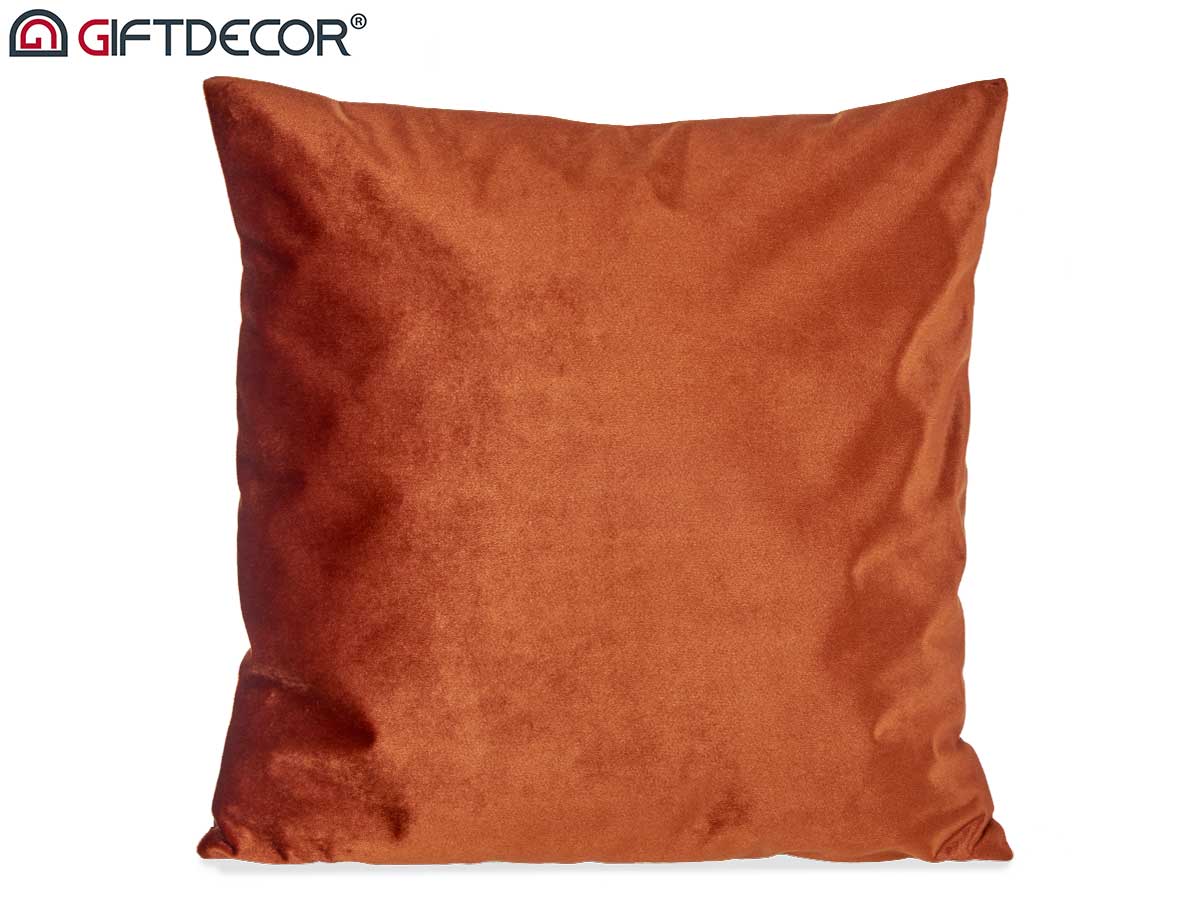 45x45cm orange velvet cushion - Image 2