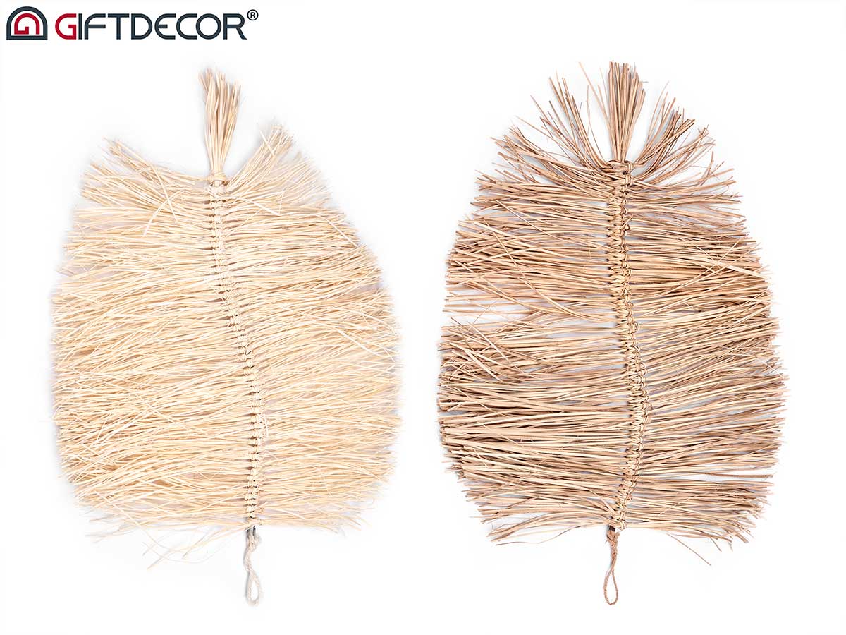 Palm leaf pendant medium 2 colours assort